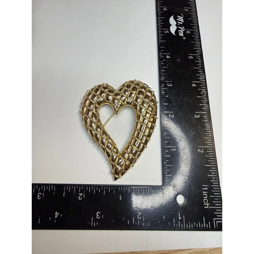 Gold Tone Quilted Lattice Open Heart Brooch Statement Pin Large Textured Heart